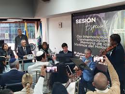 Entrega de reconocimientos al Concejo Municipal de Chacao