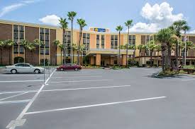 Located in anaheim resort, ramada by wyndham anaheim maingate north is within a mile (2 km) of popular sights such as anaheim indoor marketplace and the rinks anaheim ice. Comfort Inn Maingate Kissimmee Fl See Discounts