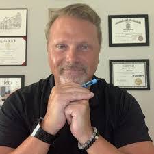 Leo Garrison's Instagram, Twitter & Facebook