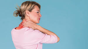 La causa más frecuente de la tortícolis es una irritación de los nervios cervicales por lo que secundariamente aparece una contracción o espasmo de los músculos del cuello. Que Es La Torticolis Laboratorios Bago