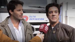 Hijo de los periodistas jaime sánchez arriagada y rosa barceló rozas. La Historia De La Vida Real Que Une A Matias Oviedo Y Cristian Arriagada Hace 15 Anos Meganoticias