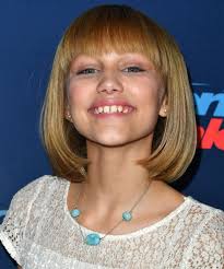 Grace VanderWaal Beauty Looks Give Major Stargirl Vibes