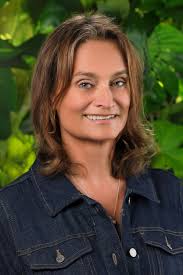 Sandra Ebinger (Vorstand)