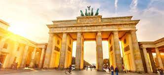 Intelligent revenue & associates sdn. Werbung Axa Im Alts Kauft Buroimmobilie Mit Uber 15 000 M Flache In Berlin Nachricht Finanzen Net