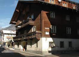 See traveler reviews, 5 candid photos, and great deals for haus tulpe, ranked #9 of 26 specialty lodging in strobl and rated 3 of 5 at tripadvisor. Gastein Im Bild Menschenwerke Fruhe Bauten Dorfgastein