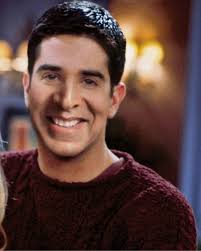 OK I always thought Ross resembles Akshay Kumar but this is next level  crazy. 😂