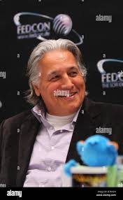 Robert Beltran's Instagram, Twitter & Facebook
