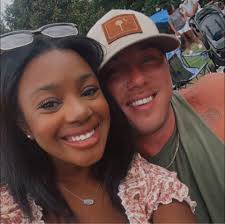 Photographer for senior pictures recommended?