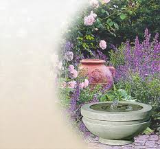 Viele menschen wählen einen brunnen für ihren garten, weil ihnen das rauschen und gluckern und der anblick des wassers inneren frieden und ruhe schenkt. Kleiner Deko Brunnen Aus Stein Kaufen Online Shop