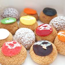 Emma Patisserie A Nantes Specialiste Des Choux A La Creme Patisserie Choux A La Creme Boulangerie