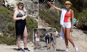 Get the latest flash player. Tiffany Trump 25 Is Joined By Mom Marla Maples On A Beach Outing In Mallorca Daily Mail Online