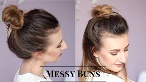 Sich mit neuen frisuren auszutoben und einfach mal was anderes, als einfache, offene haare zu tragen, sieht nicht nur toll aus, sondern macht auch ordentlich spaß. Dutt Fur Kurze Haare Halber Dutt How To Messy Bun Redgyloves Youtube