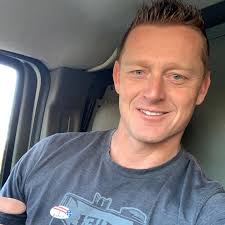 Cody Elkins's Instagram, Twitter & Facebook