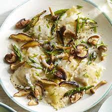 A romantic dinner party will do, enjoyed by more than just one couple of lovebirds. 46 Romantic Dinner Ideas Easy Dinner Ideas For Couples