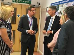 Rowan tree practice is a gp practice facility based in weybridge. Philip Hammond Visits Walton Community Hospital Following Weybridge Hospital Fire Csh Surrey