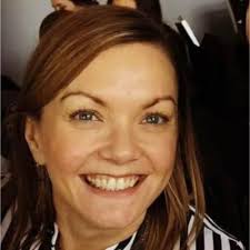 Helen Murray, take a bow. It's hard to believe the day has come for the  @QueenofProperty to hang up the dictaphone, put down the bodkin, complete  that last time sheet, return Baalman