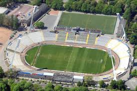 Die anhänger von dynamo dresden breiten im heimspiel gegen den 1. Der Online Fanclub Der Sgd