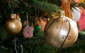 Le gouvernement a décidé de permettre aux familles de se retrouver pour les fêtes de noël, sans. Couvre Feu Limite A Noel