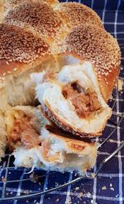 Brioche Salee Au Yaourt Gourmandise Assia En 2020 Alimentation Brioche Salee Brioche