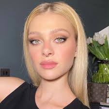Nicola peltz and brooklyn beckham at matsuhisa sushi restaurant in beverly hills 05/24/2021. Nicola Peltz Boyfriends List Dating History Gbf