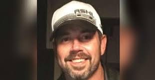 Aaron Denton's Instagram, Twitter & Facebook