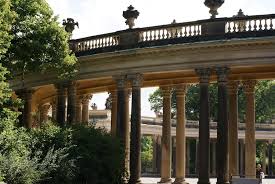 Potsdam Sanssouci Schloss Sanssouci Ehrenhofkolonnade Sanssouci Palace Court Of Honour Colonnade Potsdam Sanssouci Garten