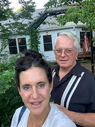 What are some fun date-worthy restaurants near the NE side of Indianapolis  with creative themes and fresh local farm-to-table type menus?