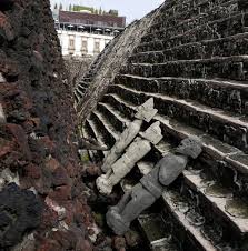 Many tourists miss out on visiting this outstanding archaeological site because they don't realize it is there. A Visit To The Templo Mayor Big Red Hair