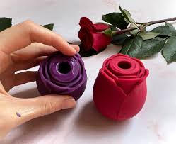 Rose Toy Guide - 11 Tricks for the Strongest Orgasms • Phallophile Reviews