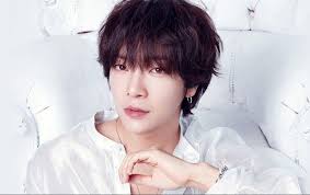 Nam ca sĩ Hàn Quốc đầu tiên mắc COVID-19