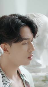 Chia Xa Edward Dương