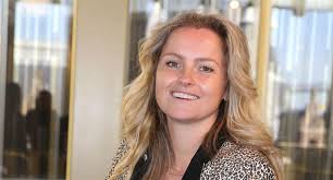 Fatima moreira de melo on wn network delivers the latest videos and editable pages for news & events, including entertainment, music, sports, science and more, sign up and share your playlists. Fatima Wordt Vetter Weekblad Party