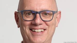 5th Avenue Theatre gala pays tribute to Bernie Griffin