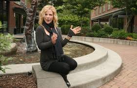  Julianne Christie Busy Hollywood Actress And Regular Kirkland Mom Kirkland Wa Patch