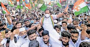 Kerala yathra song shukoor irfani qamarululama kanthapuram ap usthad welcom song, ച ന ന ത തല നയ ക ക ന ന യ ഡ എഫ ന റ ഐശ വര യക രളയ ത ര ത ടങ ങ ന ന aiswarya kerala yathra, മ ണ സ ക പ പൻ ഐശ വര യ ക രള യ ത രയ ൽ mani c kappan joins aishwarya kerala yathra. à´°à´® à´¶ à´š à´¨ à´¨ à´¤ à´¤à´²à´¯ à´Ÿ à´¯ à´¤ à´° à´° à´¹ àµ½ à´¸ à´• à´· à´‡à´¨ à´¨ à´¸à´® à´ªà´¨ Aishwarya Kerala Yatra Manorama News