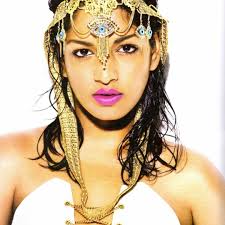 Listen to Mia Vs Wiley