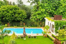 Resort with swimming pool (4). List Of Best Pool Party Places In Delhi Lbb Delhi