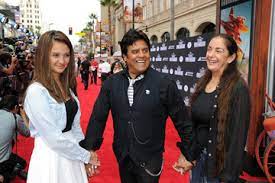 Francesca natalia estrada (daughter) height, weight, body measurements, tattoos, skin, hair & eye color this talented actor originating from east harlem, manhattan, new york has a chubby body & square face type. Francesca Natalia Estrada Pictures Photos Images Zimbio
