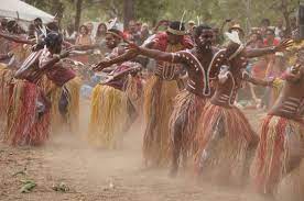 Australian aboriginal culture includes a number of practices and ceremonies centered on a belief in the dreamtime and other mythology. 11 Facts About Aboriginal Australian Ceremonies
