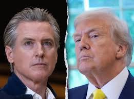 Hands up if you're Team Gavin Newsom and not Team Spray-Tanned Swindler. ✋🏽