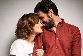 Carolina deslandes partilhou ontem no seu instagram uma fotografia com os artistas agir e diogo piçarra, e dos três juntos só podemos esperar 'coisa boa'. Depois De Separacao De Diogo Clemente Carolina Deslandes Fala De Nova Relacao Amorosa Nacional Flash
