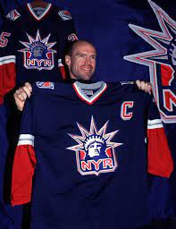 Online shopping a variety of best new york rangers liberty jersey at dhgate.com. Lady Liberty Returns Reaction To The Rangers Reverse Retro Jersey