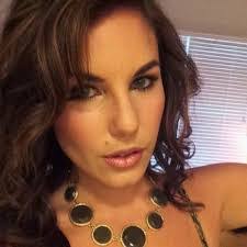 Shannon Blakely's Instagram, Twitter & Facebook