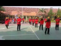 Profile smpn 1 kepung sekolah menengah pertama negeri (smpn) 1 kepung merupakan salah satu sekolah negeri yang ada di wilayah kabupaten kediri propinsi jawa timur, beralamat lengkap di. Yel Yel Smpn 1 Beji Youtube