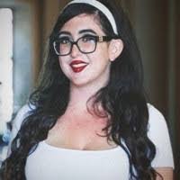 Caitlyn Robles's Instagram, Twitter & Facebook