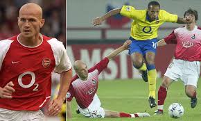 Take a look back at some of the villareal coach's funniest moments, when he was. Pascal Cygan Claims Russians Tried To Honeytrap Arsenal Before Champions League Lokomotiv Moscow Tie Daily Mail Online