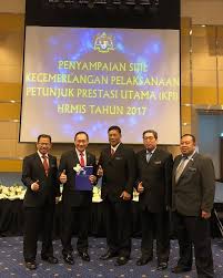 Datuk haji wahab bin dolah (born 15 november 1950) is a malaysian politician. Kats Terima Sijil Kecemerlangan Kpi Hrmis Tahun 2017 01 October 2018 Ketua Setiausaha Kats Dato Dr Tan Yew Chong Yewchongtan Menerima Sijil Kecemerlangan Kpi Hrmis Tahun 2017 Yang Disampaikan Oleh Datuk Borhan Bin Dolah