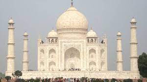 India is one of the most culturally rich and diverse countries in the entire world and showcases a plethora of beautiful and historical monuments that take you back in time, tourists from all over the world visit india to experience the grandeur of these magnificent monuments of historical importance. 100 Must See Historical Places And Monuments In India Wanderwisdom