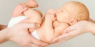Jika memang ragu memilih susu penambah berat badan dewasa yang sesuai dan tepat untuk. 5 Cara Merawat Bayi Baru Lahir Agar Cepat Gemuk Dan Beratnya Naik Theasianparent Indonesia