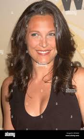 Jun 06, 2006 ; Los Angeles, CA, USA ; l'actrice ERIN DANIELS au Women in  Film présente : 'Film nous amène le Monde' Le 2006 Crystal Lucy Awards, qui  a eu lieu